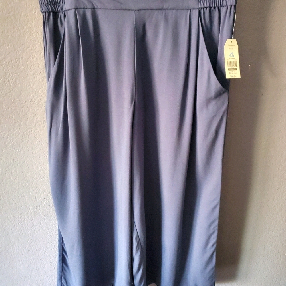 Wide leg crop pants